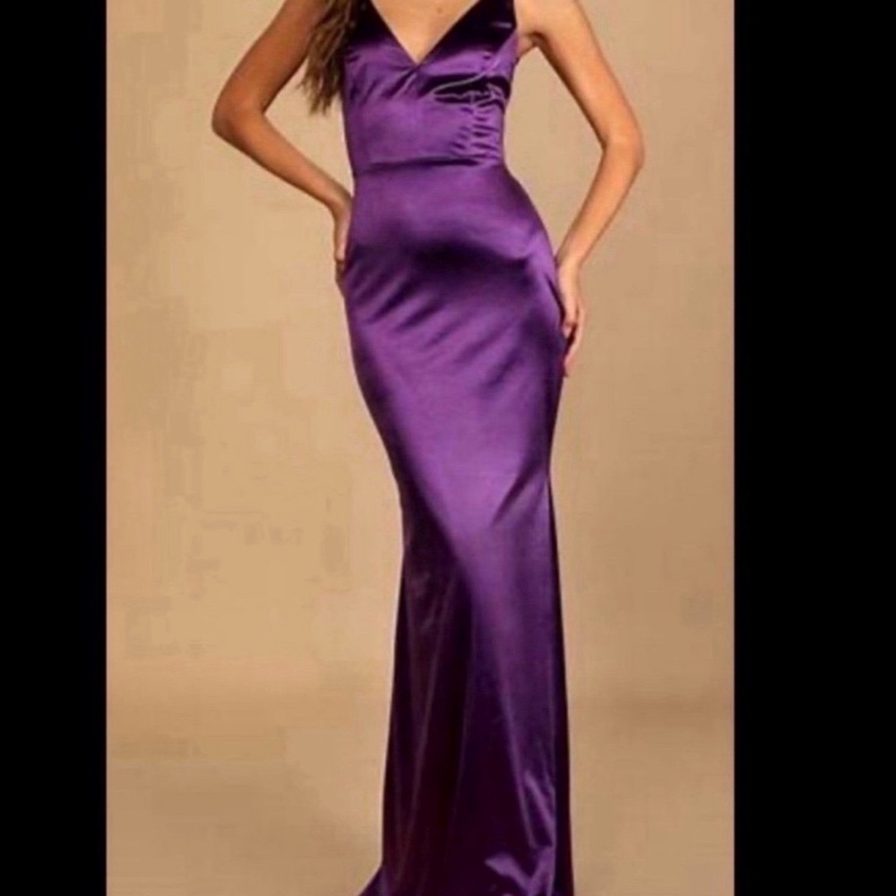 Lulus Melora Dark Purple Satin Sleeveless Maxi Dress. Size Small. Worn 1x.